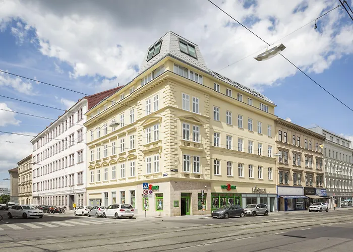 Vienna Grand s City
